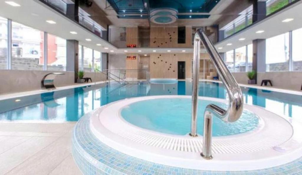 Apartament Nadmorski Z Basenem Klifowa Rewal Ngoại thất bức ảnh