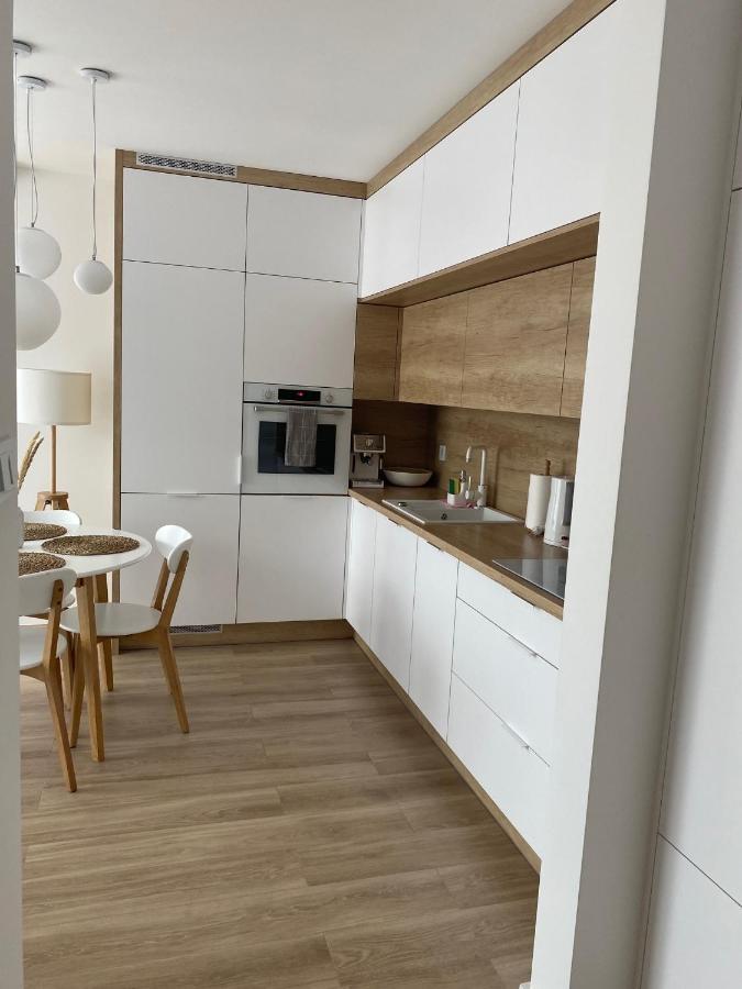 Apartament Nadmorski Z Basenem Klifowa Rewal Ngoại thất bức ảnh